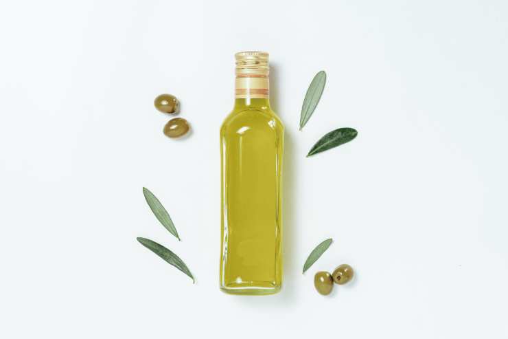 riciclare bottiglie olio trucco